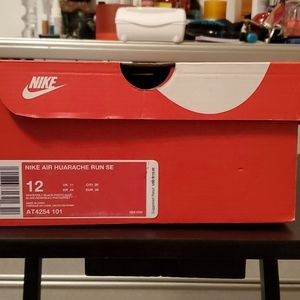 Nike Air Huarache Run Se